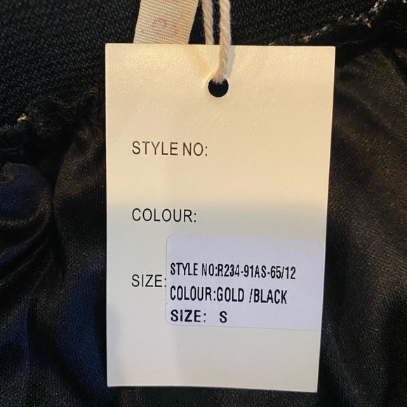 RAGA Elegant Black & Gold Skirt - Picture 6 of 9